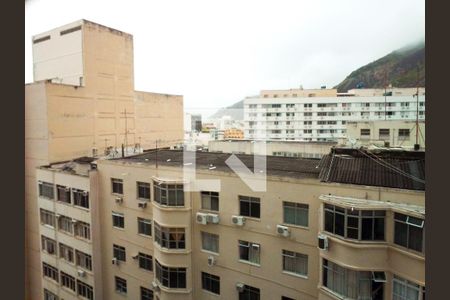 Vista da Sala de apartamento à venda com 2 quartos, 82m² em Copacabana, Rio de Janeiro