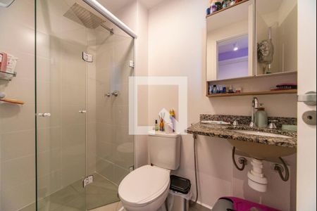 Banheiro  de apartamento à venda com 2 quartos, 47m² em Centro, Santo André