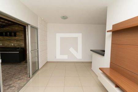 Sala de apartamento à venda com 2 quartos, 74m² em Alvorada, Contagem