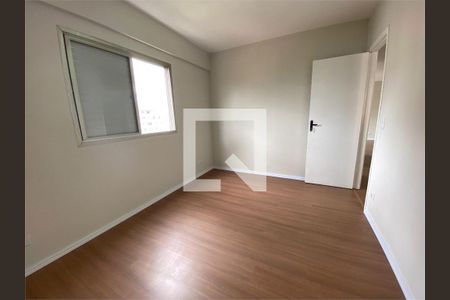 Apartamento à venda com 3 quartos, 76m² em Jardim Ester Yolanda, São Paulo