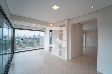 Kitnet/Studio à venda com 2 quartos, 66m² em Vila Cordeiro, São Paulo