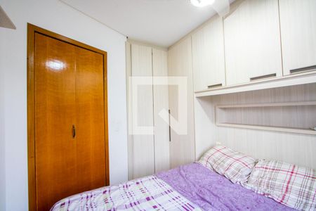 Quarto 1 de apartamento à venda com 2 quartos, 48m² em Jardim Santo André, Santo André