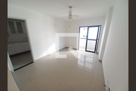 Sala de apartamento para alugar com 2 quartos, 68m² em Itararé, São Vicente