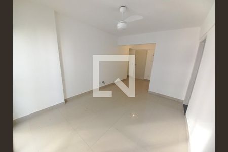 Sala de apartamento para alugar com 2 quartos, 68m² em Itararé, São Vicente