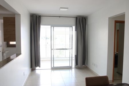 Sala de apartamento para alugar com 3 quartos, 74m² em Setor Goiânia 2, Goiânia