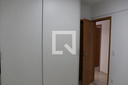 Quarto 1 de apartamento para alugar com 3 quartos, 74m² em Setor Goiânia 2, Goiânia