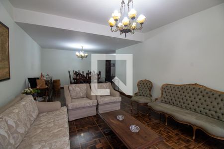 Sala de casa à venda com 5 quartos, 272m² em Jardim Hipico, São Paulo