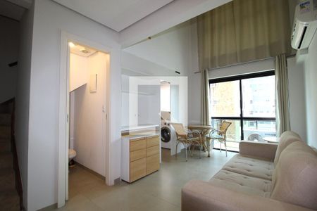 Sala de apartamento para alugar com 1 quarto, 42m² em Indianópolis, São Paulo