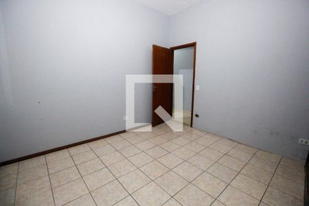 Suíte de casa para alugar com 2 quartos, 108m² em Vila Indiana, Taboão da Serra