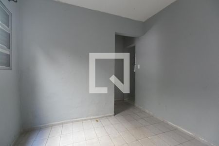 Quarto de casa para alugar com 1 quarto, 80m² em Vila Alzira, São Paulo