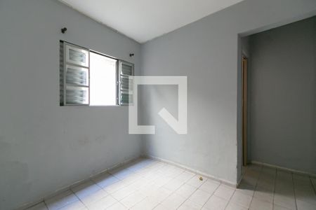 Quarto de casa para alugar com 1 quarto, 80m² em Vila Alzira, São Paulo