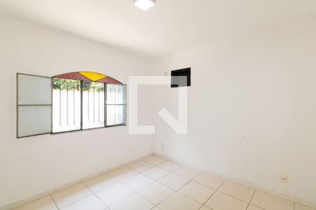 Quarto 1 de casa para alugar com 3 quartos, 72m² em Campo Grande, Rio de Janeiro