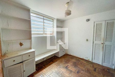 Saleta de casa à venda com 4 quartos, 360m² em Sumarezinho, São Paulo