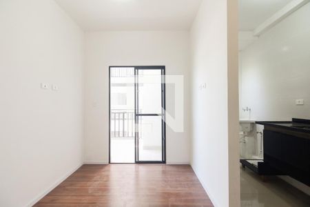 Sala  de apartamento para alugar com 2 quartos, 47m² em Vila Santa Isabel, São Paulo