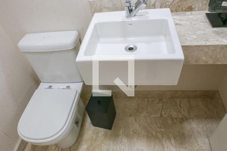 Lavabo de apartamento para alugar com 3 quartos, 136m² em Lapa, São Paulo