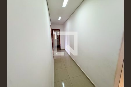 Corredor de casa à venda com 3 quartos, 190m² em Novo Eldorado, Contagem