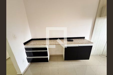 Quarto de casa à venda com 3 quartos, 190m² em Novo Eldorado, Contagem