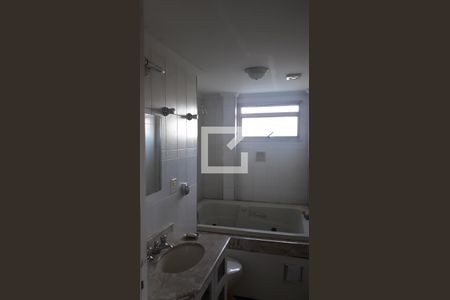 Banheiro de apartamento para alugar com 2 quartos, 105m² em Vila Ida, São Paulo