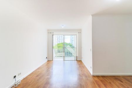 Sala de apartamento para alugar com 3 quartos, 72m² em Santo Amaro, São Paulo