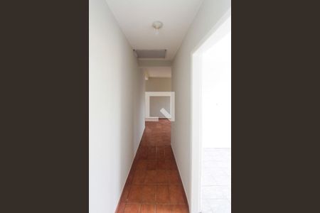 Corredor de casa para alugar com 2 quartos, 90m² em Vila Alpina, São Paulo