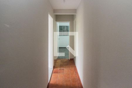 Corredor de casa para alugar com 2 quartos, 90m² em Vila Alpina, São Paulo