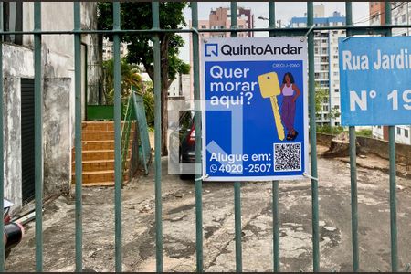 Casa para alugar com 200m², 4 quartos e 2 vagas Casa para alugar com 200m², 4 quartos e 2 vagasPlaquinha