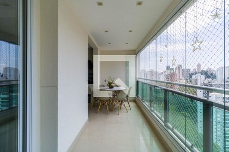 Sacada de apartamento à venda com 3 quartos, 133m² em Vila Andrade, São Paulo