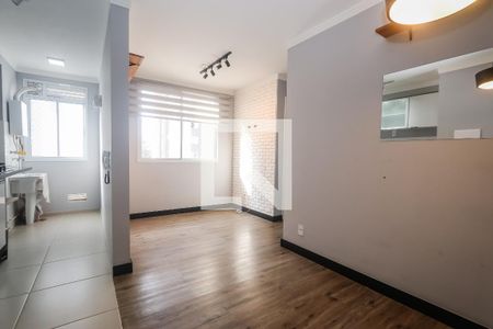 Sala de apartamento para alugar com 2 quartos, 44m² em Jardim Monte Alegre, Taboão da Serra