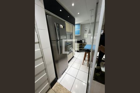 Apartamento à venda com 82m², 2 quartos e 2 vagas Apartamento à venda com 82m², 2 quartos e 2 vagasCozinha