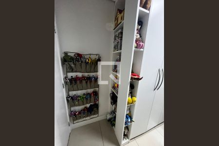 Apartamento à venda com 82m², 2 quartos e 2 vagas Apartamento à venda com 82m², 2 quartos e 2 vagasQuarto