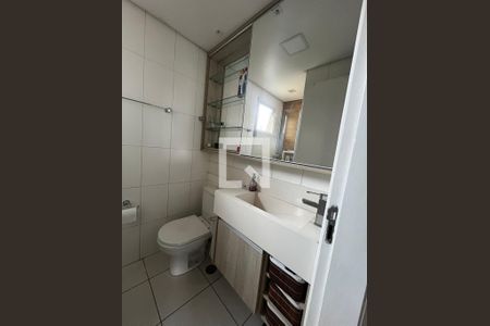 Apartamento à venda com 82m², 2 quartos e 2 vagas Apartamento à venda com 82m², 2 quartos e 2 vagasBanheiro