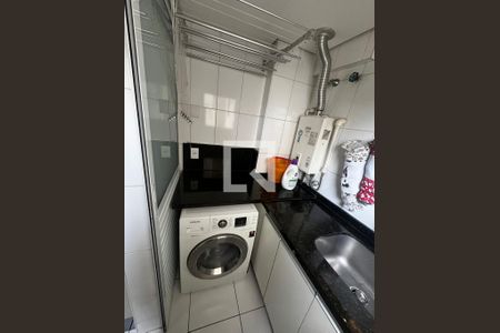 Apartamento à venda com 82m², 2 quartos e 2 vagas Apartamento à venda com 82m², 2 quartos e 2 vagasLavanderia