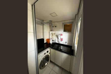 Apartamento à venda com 82m², 2 quartos e 2 vagas Apartamento à venda com 82m², 2 quartos e 2 vagasLavanderia