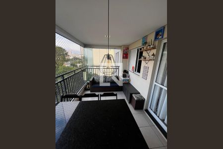 Apartamento à venda com 82m², 2 quartos e 2 vagas Apartamento à venda com 82m², 2 quartos e 2 vagasSacada