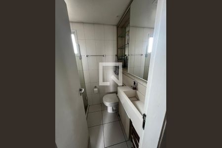 Apartamento à venda com 82m², 2 quartos e 2 vagas Apartamento à venda com 82m², 2 quartos e 2 vagasBanheiro
