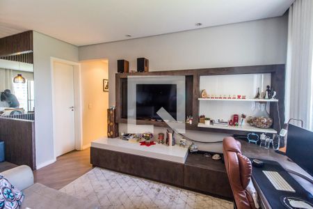 Sala de TV de apartamento para alugar com 2 quartos, 73m² em Jardim Tupanci, Barueri