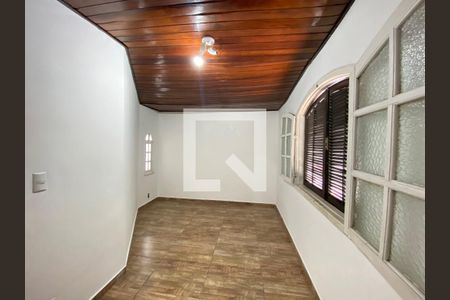 Quarto 1 de casa para alugar com 2 quartos, 180m² em Pilares, Rio de Janeiro