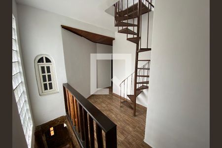 Hall  de casa para alugar com 2 quartos, 180m² em Pilares, Rio de Janeiro