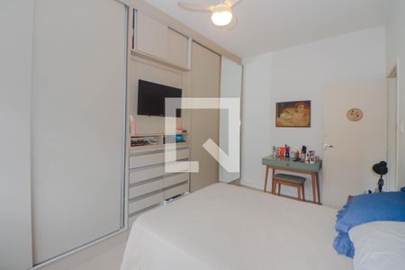 Quarto 1 de apartamento para alugar com 2 quartos, 84m² em Petrópolis, Porto Alegre