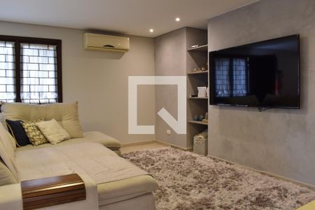 Sala 2 de casa para alugar com 3 quartos, 350m² em Água Verde, Curitiba