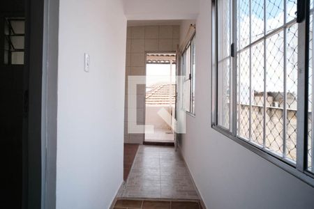 Corredor de casa para alugar com 1 quarto, 90m² em Jardim Jaú (zona Leste), São Paulo