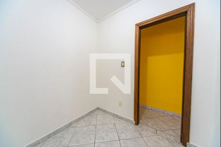 Quarto 1 de casa para alugar com 2 quartos, 120m² em Vila Palmares, Santo André