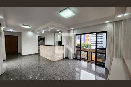 Sala de apartamento para alugar com 4 quartos, 136m² em Pompéia, Santos