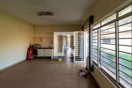 Sala 1 de casa à venda com 8 quartos, 943m² em Vila Santa Odila, Campinas