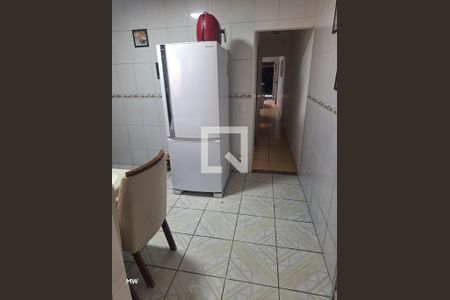 Cozinha de casa à venda com 3 quartos, 160m² em São João Batista, Belo Horizonte