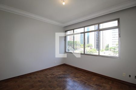 Sala de TV de apartamento para alugar com 3 quartos, 190m² em Itaim Bibi, São Paulo