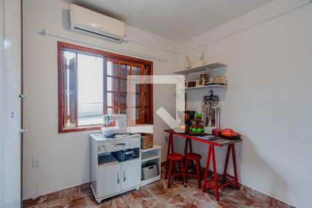 Casa à venda com 210m², 5 quartos e 4 vagas Casa à venda com 210m², 5 quartos e 4 vagasQuarto 2