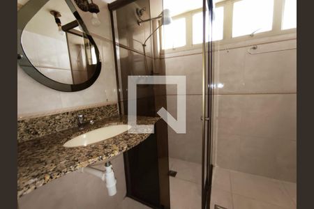 Banheiro 1 de apartamento para alugar com 3 quartos, 120m² em Santa Tereza, Belo Horizonte