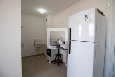 Cozinha e Área de Serviço de apartamento para alugar com 2 quartos, 35m² em Vila Gomes, São Paulo