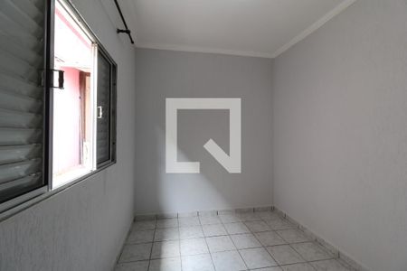 Casa da Frente - Quarto de casa para alugar com 2 quartos, 230m² em Vila Alto de Santo Andre, Santo André